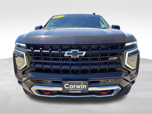 Used 2025 Chevrolet Tahoe Z71 AWD/4WD image 4