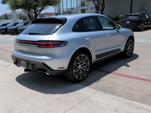 Used 2024 Porsche Macan AWD/4WD image 10