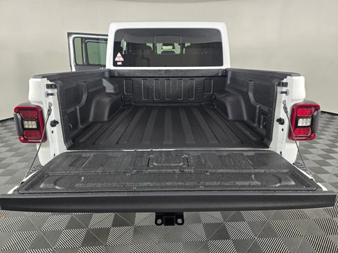 New 2026 Jeep Gladiator Rubicon image 14