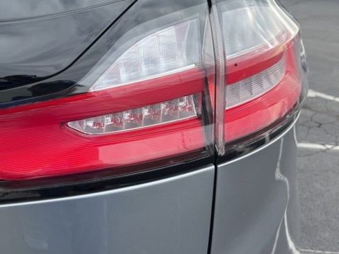 Used 2022 Ford Edge SEL w/ Convenience Package image 41