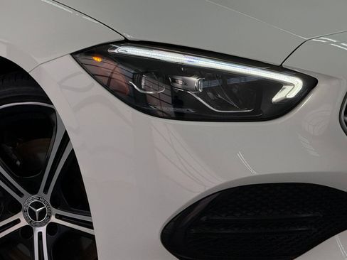 Used 2022 Mercedes-Benz C 300 Sedan image 10