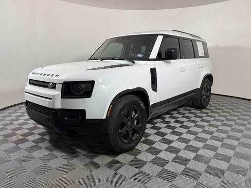 Used 2024 Land Rover Defender 110 X-Dynamic SE image 1