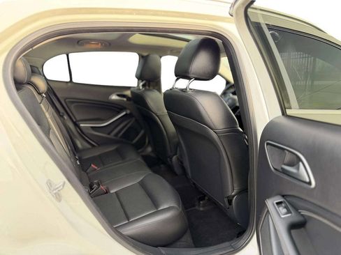 Used 2015 Mercedes-Benz GLA 250 4MATIC image 14