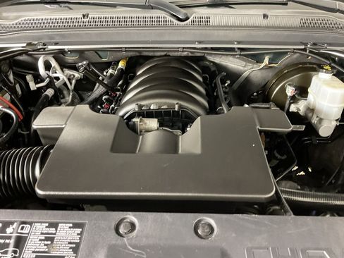 Used 2019 Chevrolet Tahoe LT w/ Luxury Package image 28