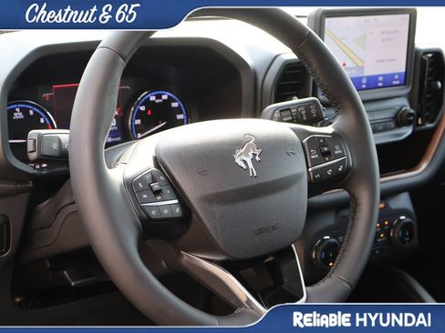 Used 2024 Ford Bronco Sport Outer Banks w/ Tech Package AWD/4WD image 24