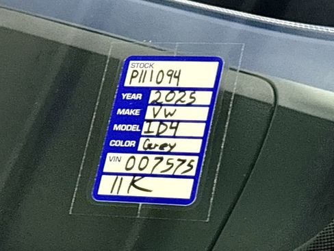 Certified 2025 Volkswagen ID.4 Pro S image 26