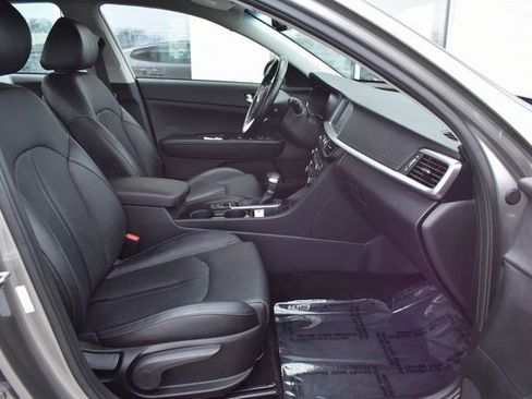 Used 2019 Kia Optima EX image 40