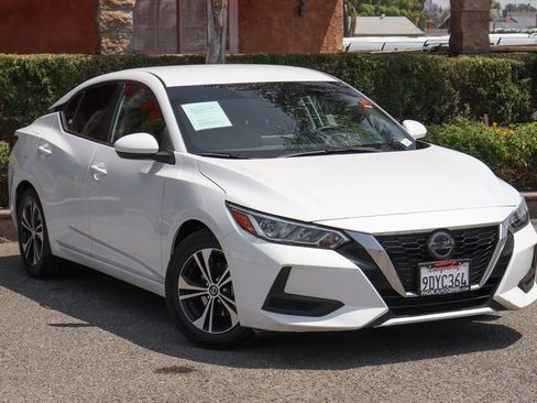 Used 2022 Nissan Sentra SV w/ Trunk Package image 2