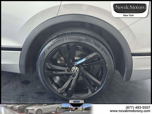 Used 2023 Volkswagen Tiguan SE R-Line AWD/4WD image 6