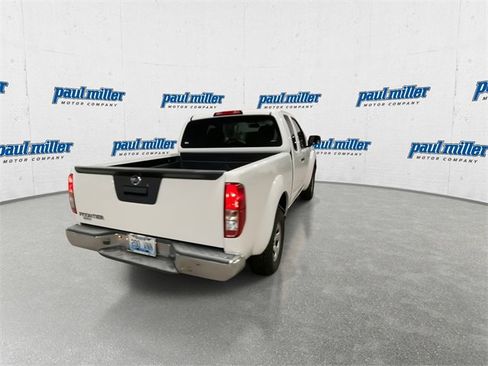 Used 2014 Nissan Frontier S image 11