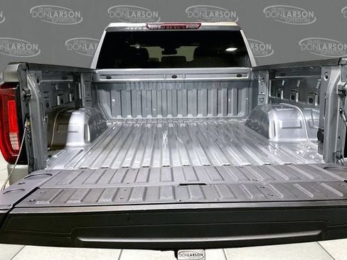 Certified 2026 GMC Sierra 1500 SLT AWD/4WD image 9