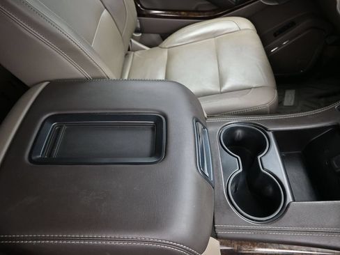 Used 2017 Chevrolet Tahoe LT RWD image 27