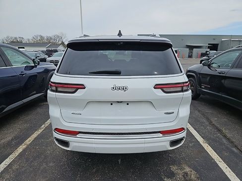 Used 2023 Jeep Grand Cherokee L Summit AWD/4WD image 8