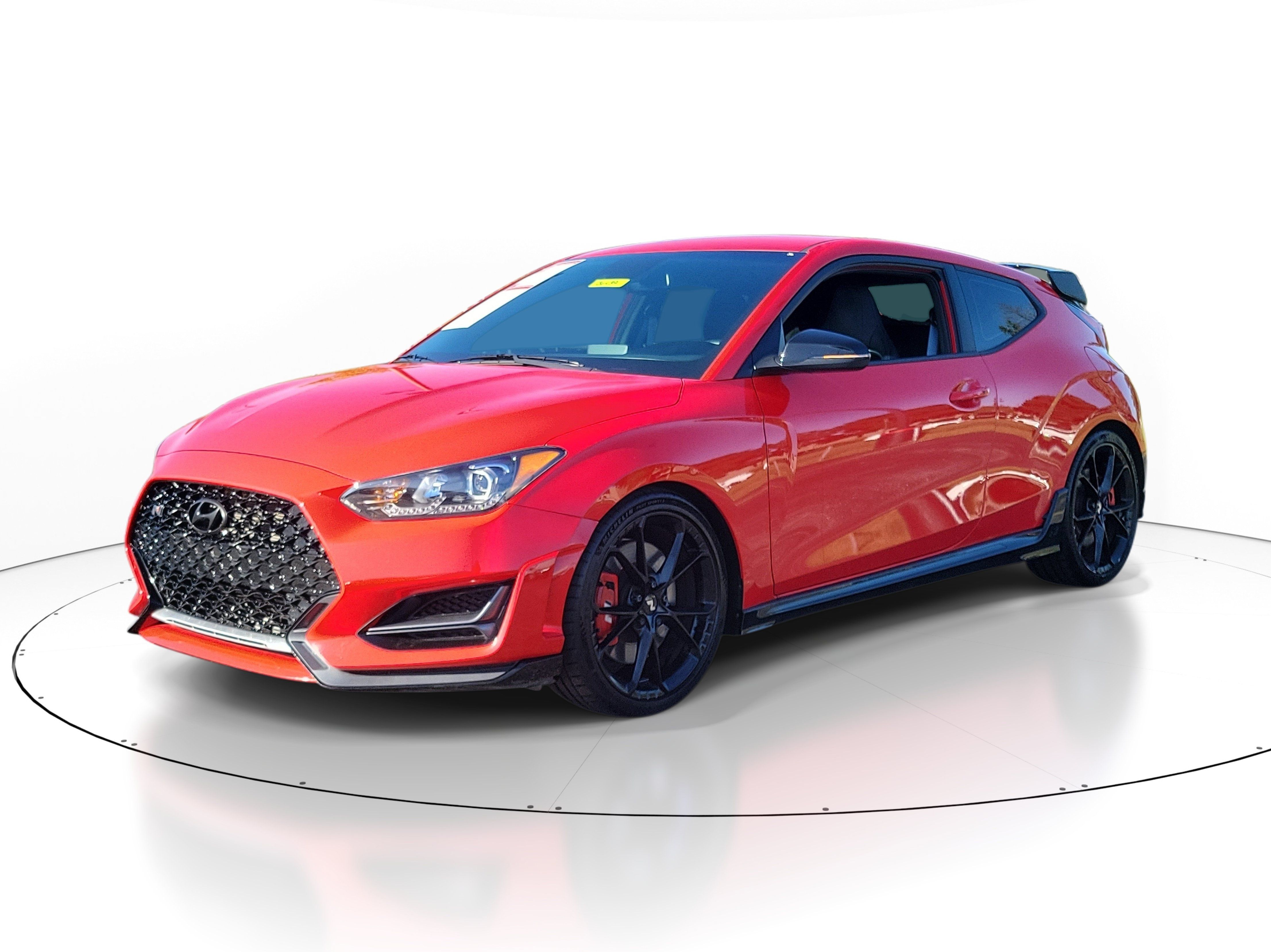 Used 2022 Hyundai Veloster N FWD image 2