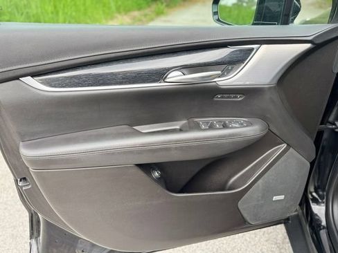 Used 2023 Cadillac XT5 Premium Luxury AWD/4WD image 9
