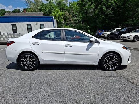 Used 2014 Toyota Corolla S FWD image 9