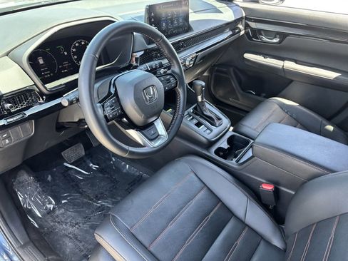 Used 2025 Honda CR-V Sport Touring image 17