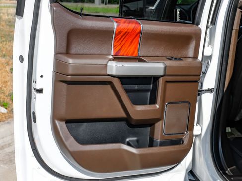 Used 2020 Ford F150 King Ranch w/ Equipment Group 601A Luxury AWD/4WD image 48