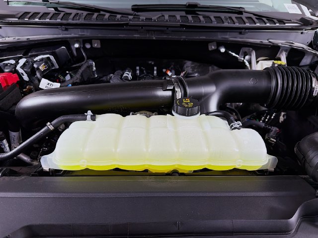 New 2026 Lincoln Navigator Premiere AWD/4WD image 34