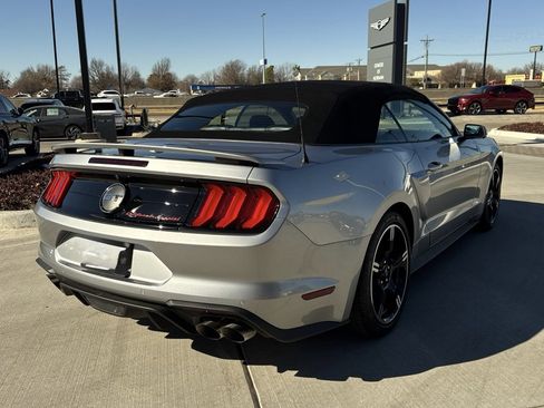 Used 2020 Ford Mustang GT Premium w/ Equipment Group 401A image 4