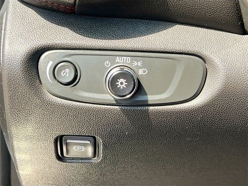 Used 2019 Chevrolet Blazer RS image 10