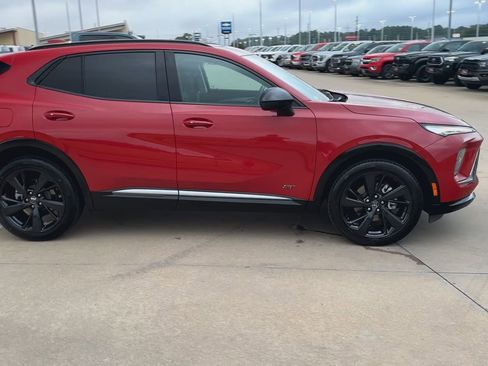 New 2025 Buick Envision Sport Touring image 2