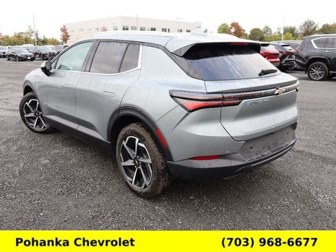 New 2026 Chevrolet Equinox EV LT image 5