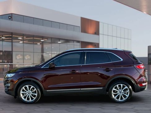 Used 2019 Lincoln MKC Select w/ Select Plus Package FWD image 3