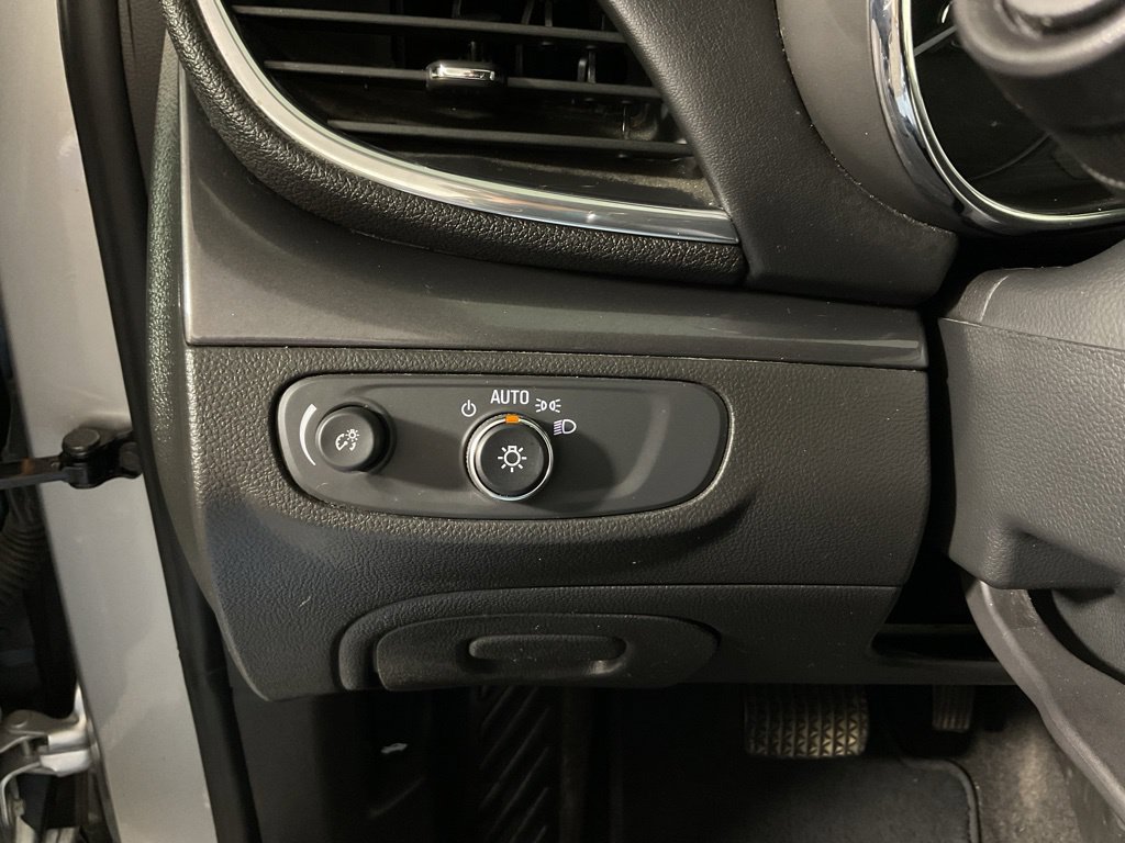 Used 2019 Buick Encore Preferred w/ Safety Package AWD/4WD image 26