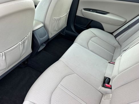 Used 2017 Kia Optima LX image 12