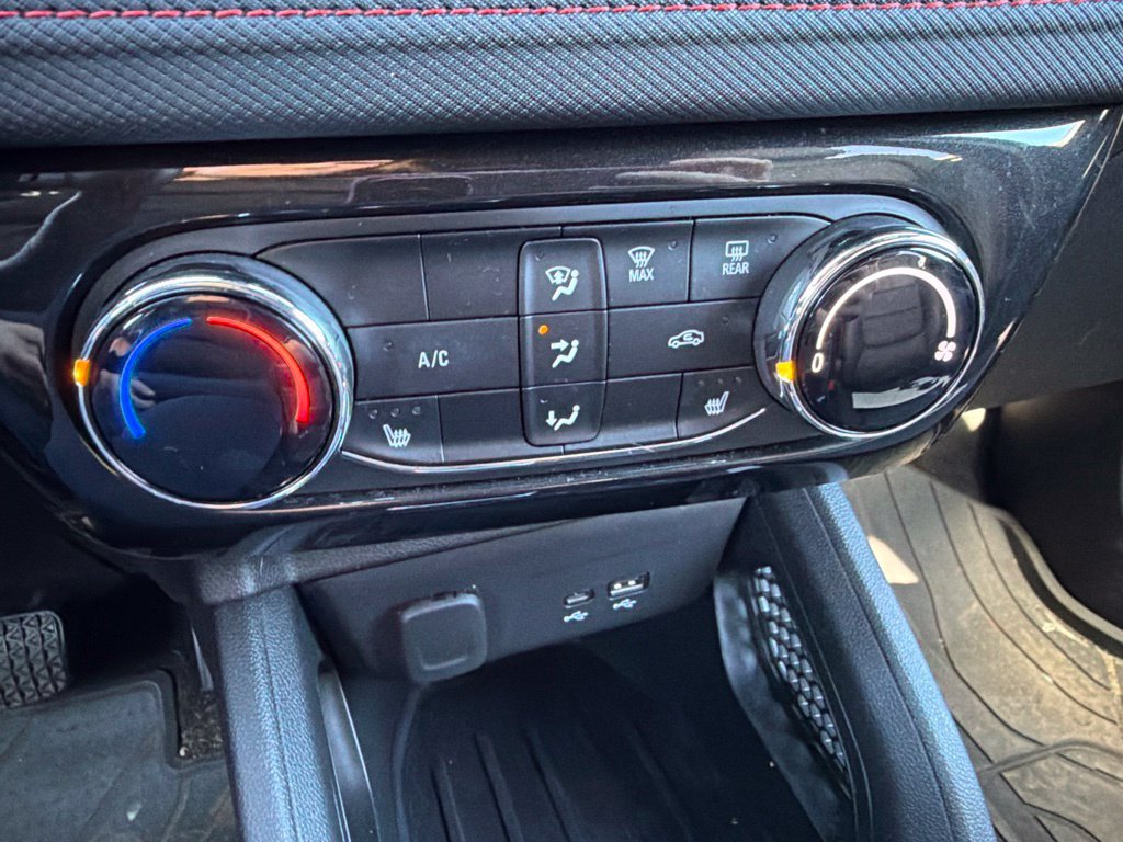 Used 2025 Chevrolet TrailBlazer RS FWD image 22