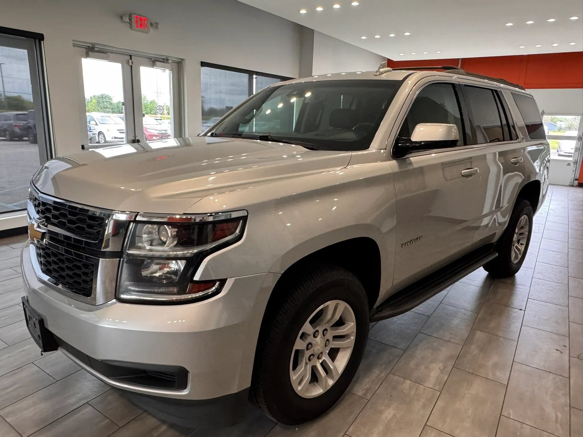 Used 2018 Chevrolet Tahoe LT AWD/4WD image 13