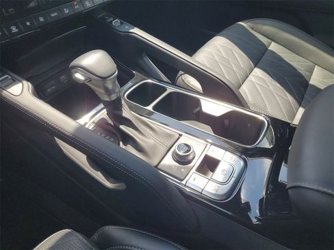 Used 2024 Kia Telluride SX Prestige X-Line image 19