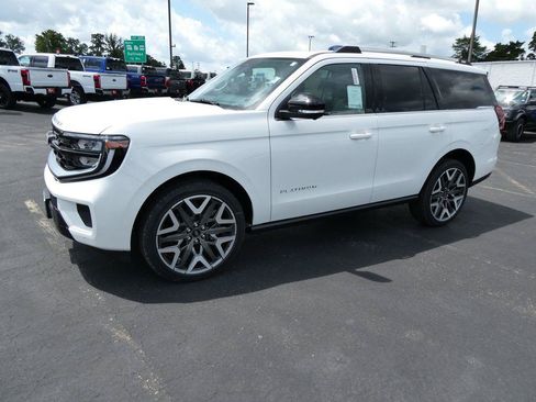 New 2027 Ford Expedition Platinum w/ Platinum Ultimate Package AWD/4WD image 8