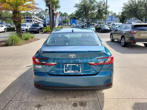 Used 2026 Toyota Camry LE w/ Convenience Package FWD image 5
