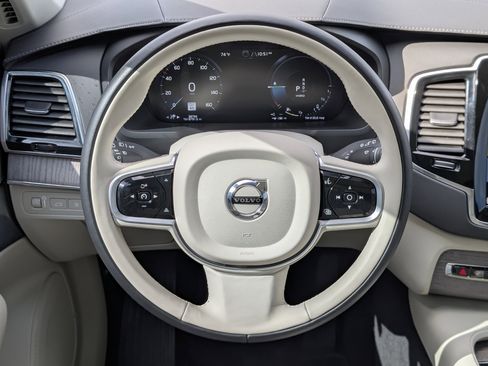 Used 2022 Volvo XC90 T8 Inscription w/ Advanced Package image 26