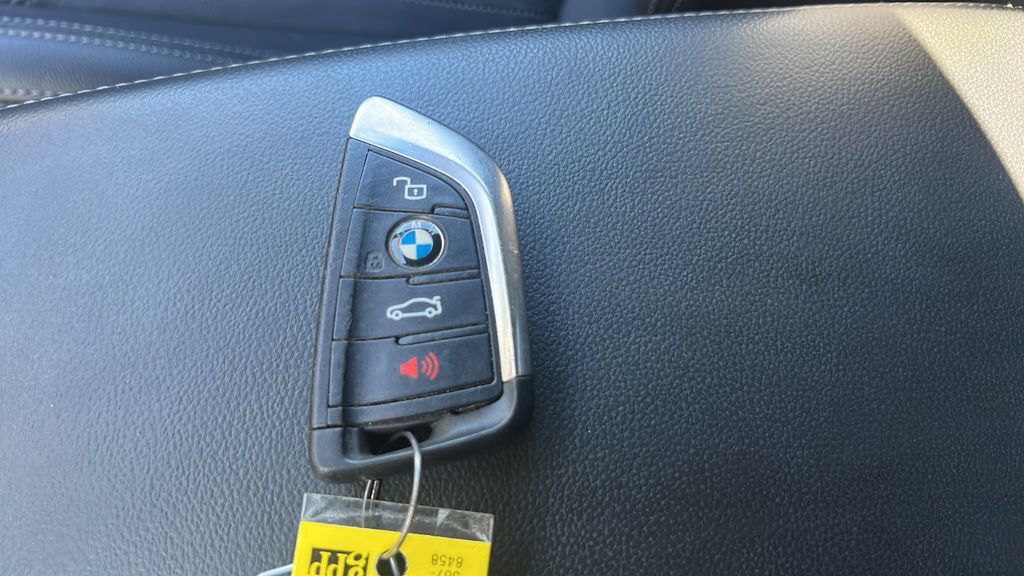 Used 2022 BMW X3 sDrive30i w/ Premium Package 2 (ZPA) RWD image 29