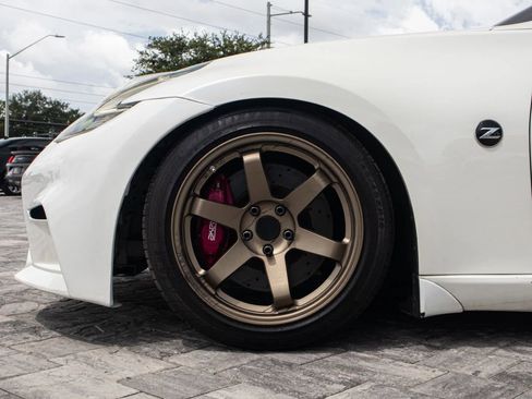 Used 2016 Nissan 370Z Coupe RWD image 20