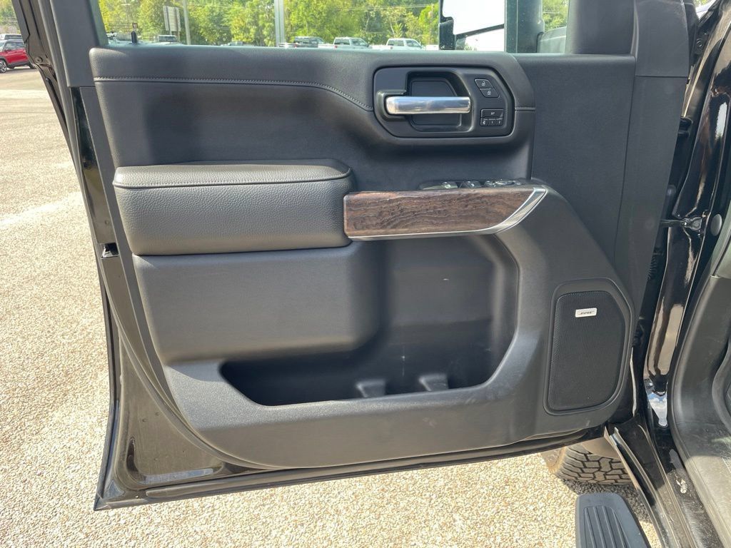 Used 2020 GMC Sierra 2500 Denali w/ Denali Ultimate Package AWD/4WD image 15