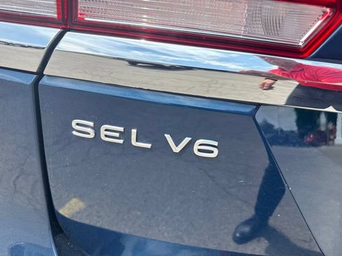 Used 2021 Volkswagen Atlas SEL R-Line AWD/4WD image 9