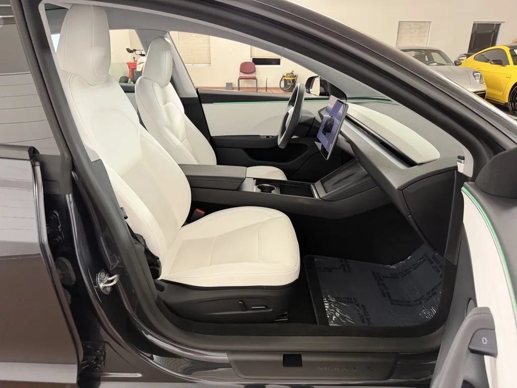 Used 2025 Tesla Model 3 Long Range AWD/4WD image 42