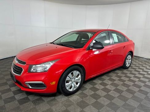 Used 2015 Chevrolet Cruze LS image 7