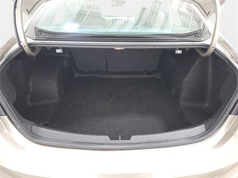 Used 2024 Chevrolet Malibu LT image 33