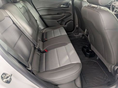 Certified 2026 Chevrolet Trax LT w/ Sunroof Package FWD image 29