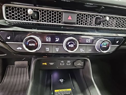 Used 2024 Honda Civic Touring image 19