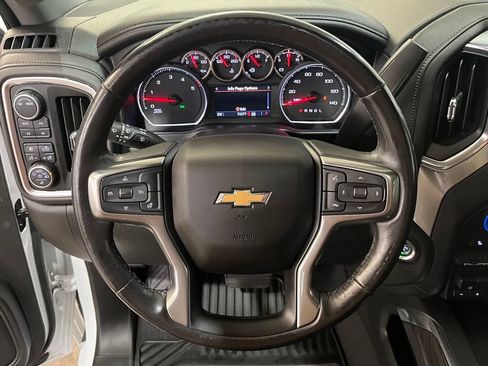 Used 2020 Chevrolet Silverado 2500 LTZ AWD/4WD image 18