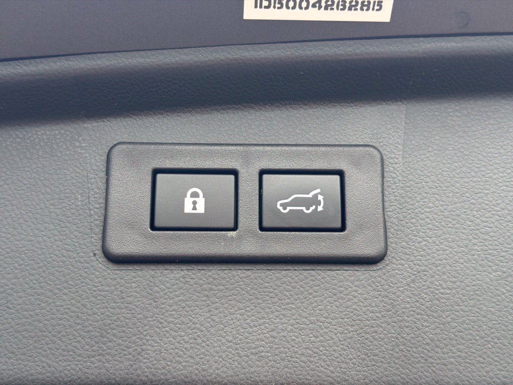 Used 2021 Subaru Outback Touring XT AWD/4WD image 14