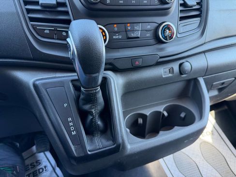 Used 2024 Ford Transit 250 Low Roof AWD w/ Exterior Upgrade Package image 23