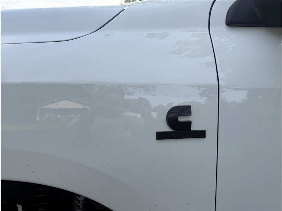 Used 2018 RAM 2500 SLT w/ Luxury Group AWD/4WD image 9