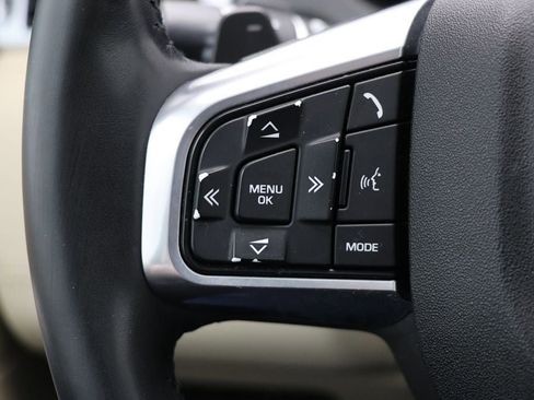 Used 2017 Land Rover Discovery Sport HSE image 21